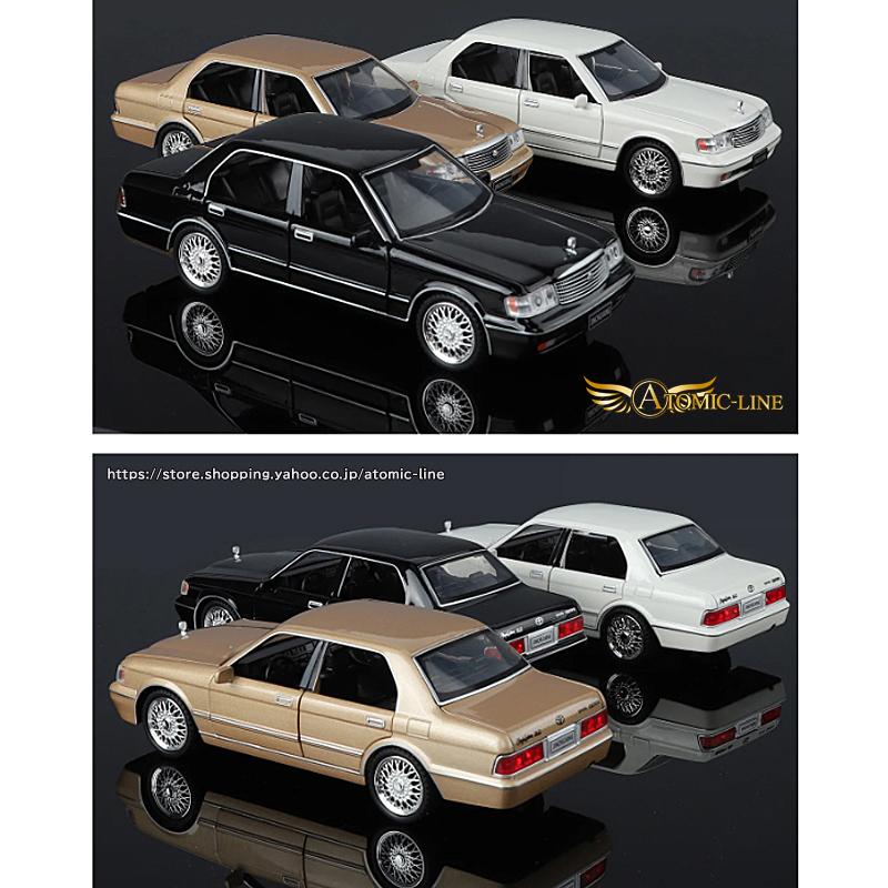 トヨタ（TOYOTA） 10代目 クラウン S15#型 1/32 ミニカー 全3色 ライト