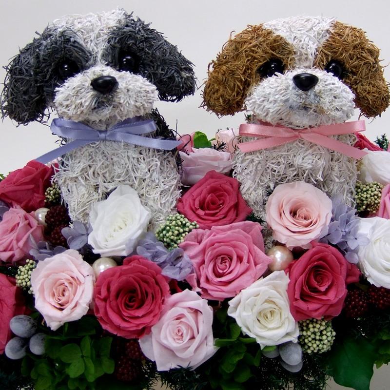 ウェルカムドール シーズー 豪華なプリザーブドフラワーアレンジ 犬
