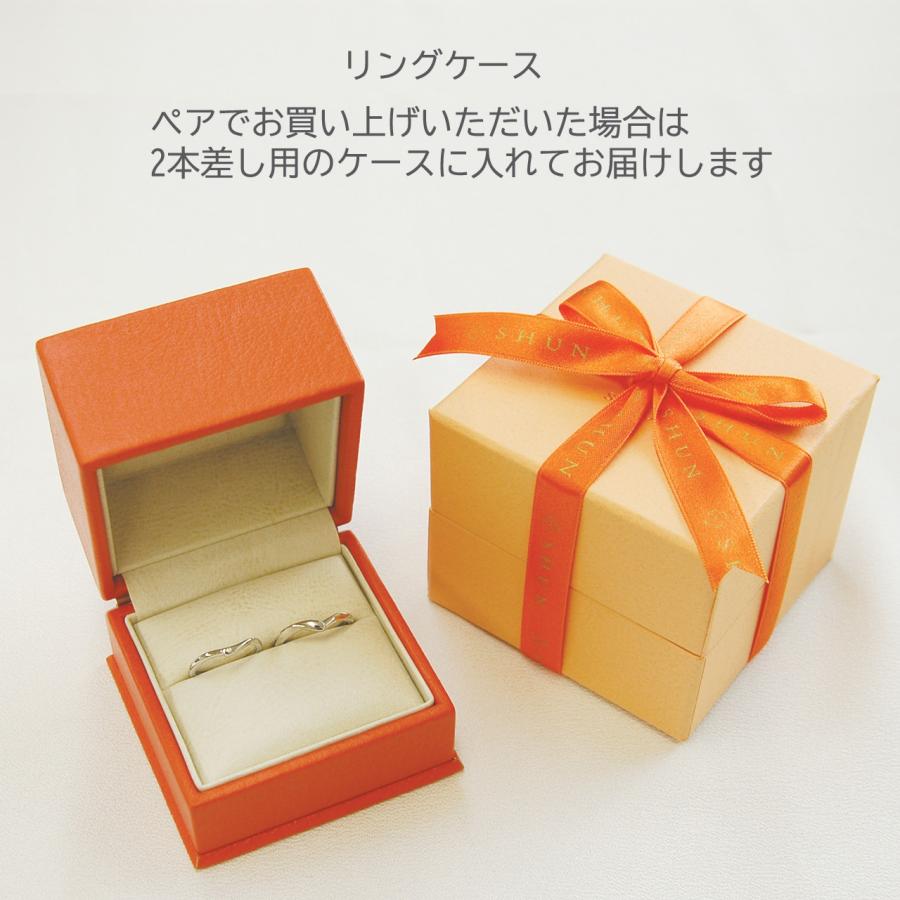 「Crop of love」 2.5ミリ幅 プラチナ マリッジリング 結婚指輪 ペアリング 男女兼用の画像
