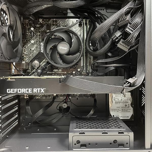 ☆自作PC☆ゲーミングキーボード付きRyzen5 5500 RAM:16GB SSD:256GB