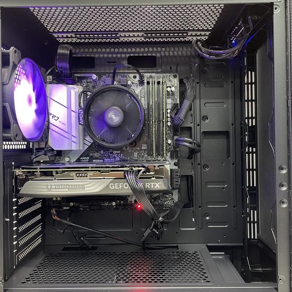 AMD ゲーミングPC RTX 4070 Ryzen 5 5600X 32GB 新品SSD NVMe 1TB 