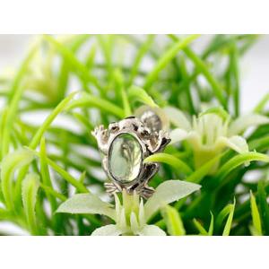 ピアス プラチナ 片耳ピアス カエル プラチナ ピアス ペリドット 蛙 スタッドピアス 8月誕生石 宝石 送料無料 セール saleの画像