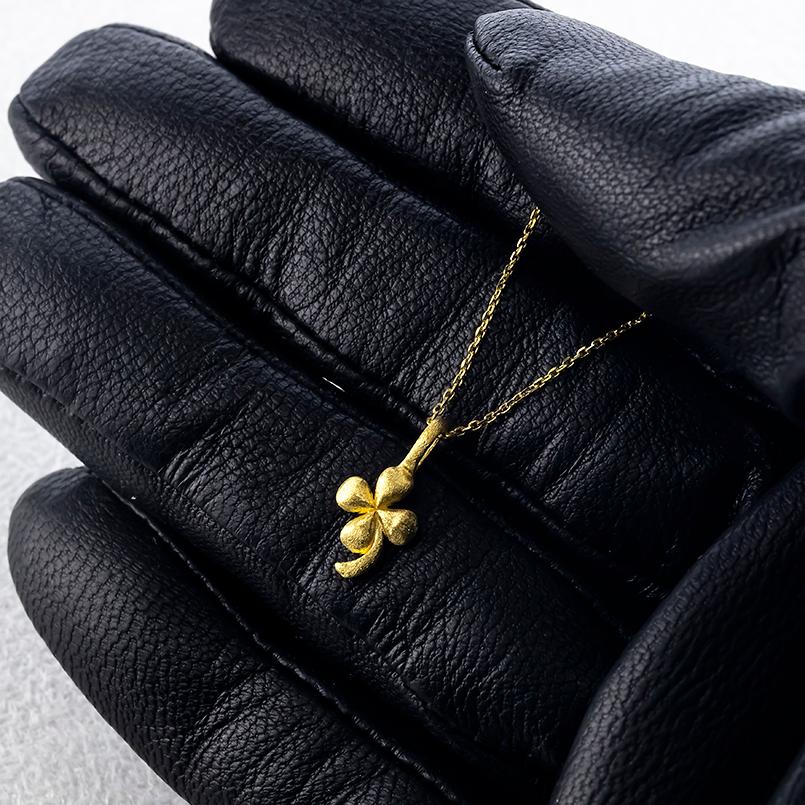 24金 ネックレス ペンダントトップ 純金 クローバー 造幣局検定刻印付 レディース 金 地金 ゴールド 24K 四葉 お守り シンプル あすつく 送料無料 人気 saleの画像