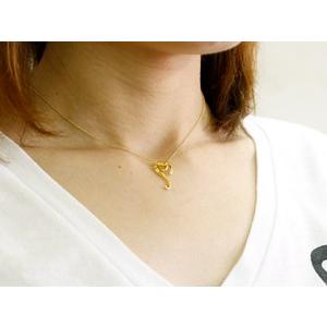 スネーク ネックレス トップ ダイヤモンド ペンダント イエローゴールドk18 18k 18金 ヘビ 蛇 ハート ダイヤ チェーン 人気 女性 送料無料 セール saleの画像