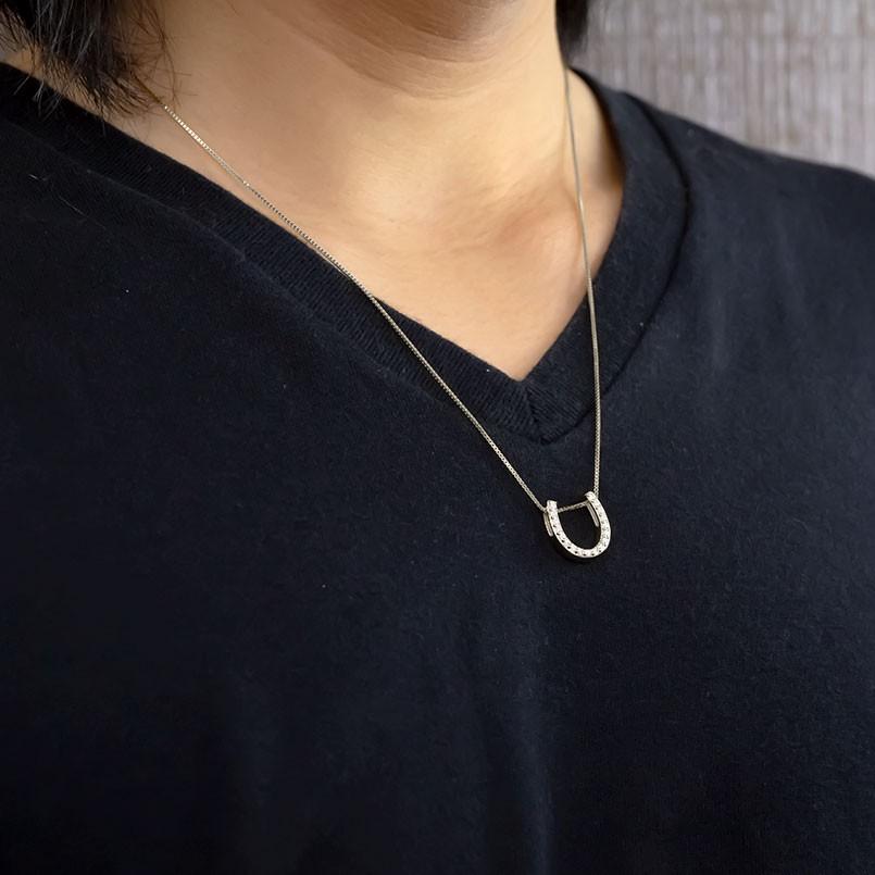 正規品 ペアネックレス トップ 馬蹄 ネックレス トップ ダイヤモンド ペンダント ホワイトゴールドk18 ホースシュー ダイヤ 18金 バテイ 送料無料 セール SALE 【RI2861724608】(100016円)