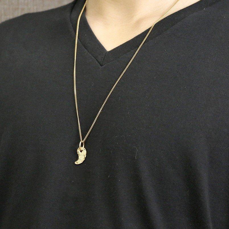18金ネックレス トップ メンズ k18 ハワイアンジュエリー 喜平 ゴールド 18k シンプル 勾玉 ペンダント キヘイ チェーン 地金 まが玉 送料無料 セール saleの画像