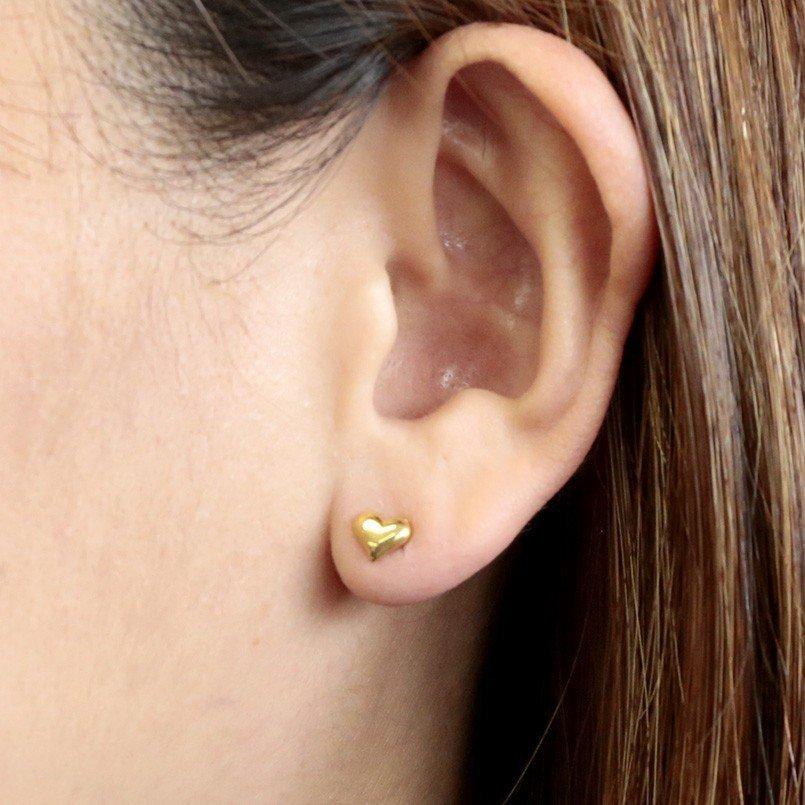 24金 ピアス レディース ハート 18金 片耳ピアス 純金 キャッチのいらないピアス キャッチナッシャー スパイラルピアス あすつく 送料無料 セール saleの画像