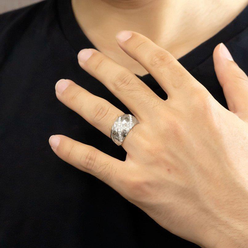 天然ダイヤ0.2ct ブラックダイヤ0.4ct リング！ アヴァランチ