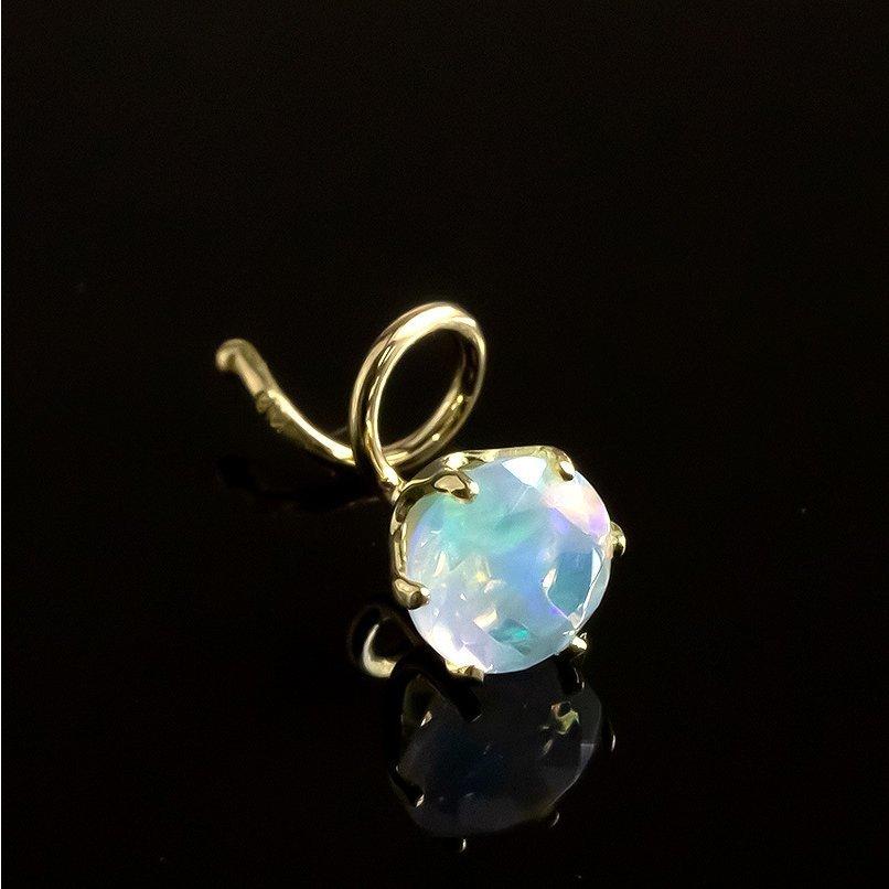 ピアス 18金 オパール つけっぱなし 装着簡単 キャッチのいらないピアス キャッチナッシャー ゴールド 18K 10月誕生石 あすつく 送料無料 セール saleの画像