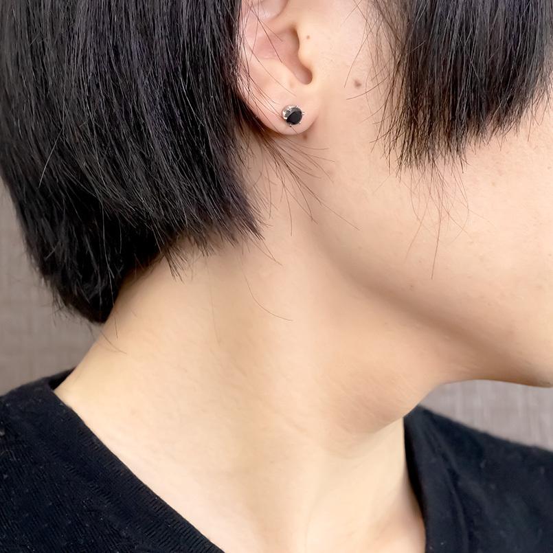 プラチナ ピアス ブラックダイヤモンド 一粒 大粒 pt900 片耳 メンズ キャッチのいらないピアス 男性 キャッチナッシャー あすつく 送料無料 セール saleの画像