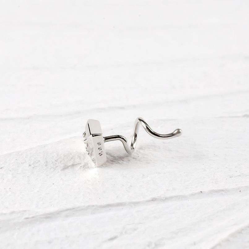 ゴールド ピアス ダイヤモンド 片耳 スクエア 簡単装着 つけっぱなし キャッチのいらないピアス ホワイトゴールドk10 キャッチナッシャー 送料無料 saleの画像