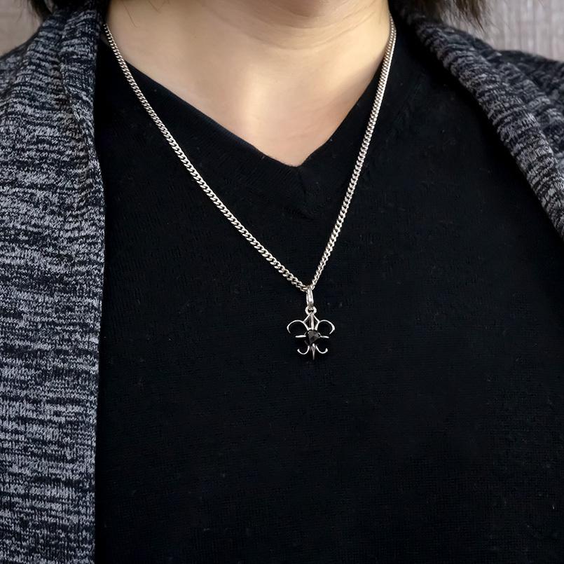 ネックレス メンズ プラチナ ペンダントトップ pt900 喜平 トップ ブラックダイヤモンド 1ct 一粒 大粒 ユリの紋章 男性 チェーン 送料無料 人気 セール saleの画像