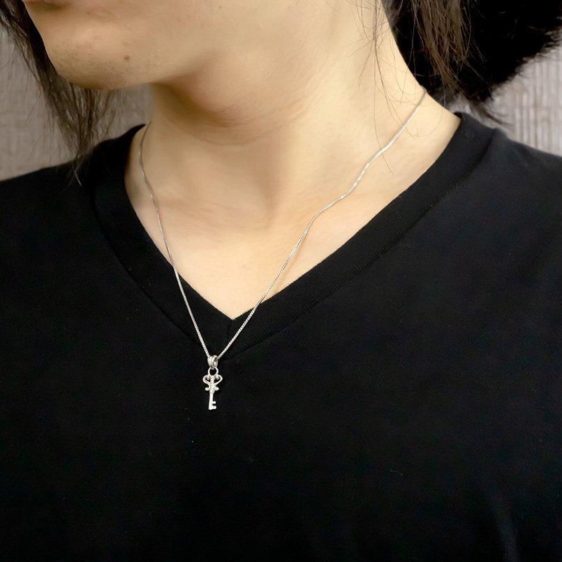 ゴールド ネックレス メンズ ペア 鍵 鍵穴 ダイヤモンド リンクコーデ セット ホワイトゴールドk10 バーネックレス トップ キーモチーフ 送料無料 人気 saleの画像