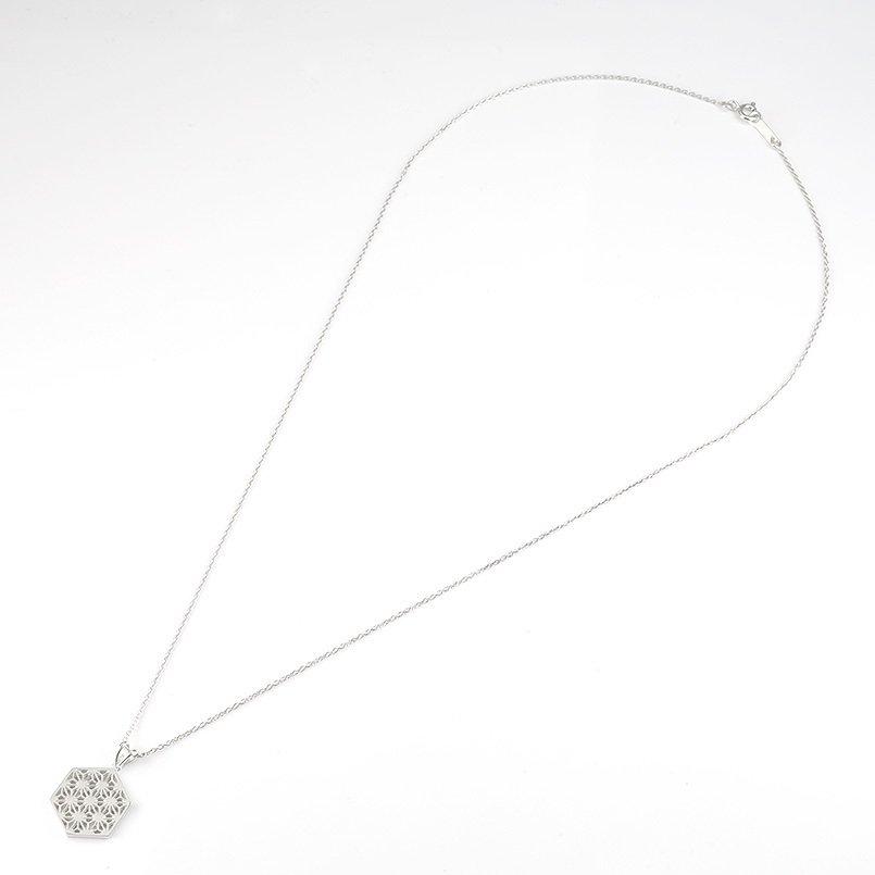 プラチナ ネックレス トップ 麻の葉 透かし ペンダントトップ pt900 六角形 和柄 切子 シンプル おしゃれ コントラッド 東京 男女兼用 送料無料 セール saleの画像