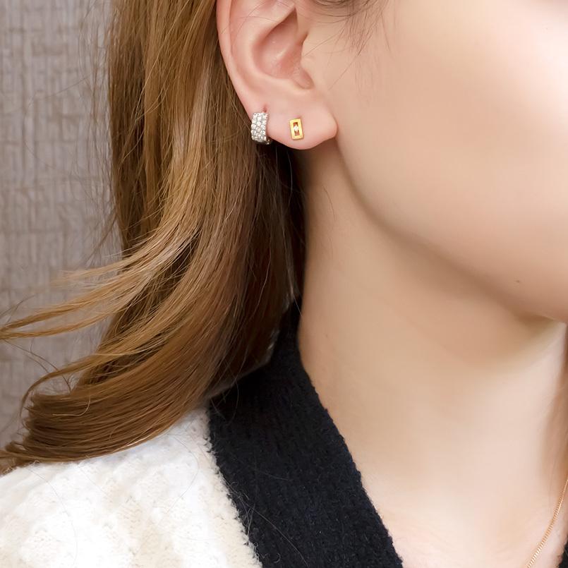 24金 ピアス イエローダイヤモンド 純金 片耳 レディース 簡単装着 キャッチのいらないピアス キャッチナッシャー ゴールド 18k あすつく 送料無料 セール saleの画像