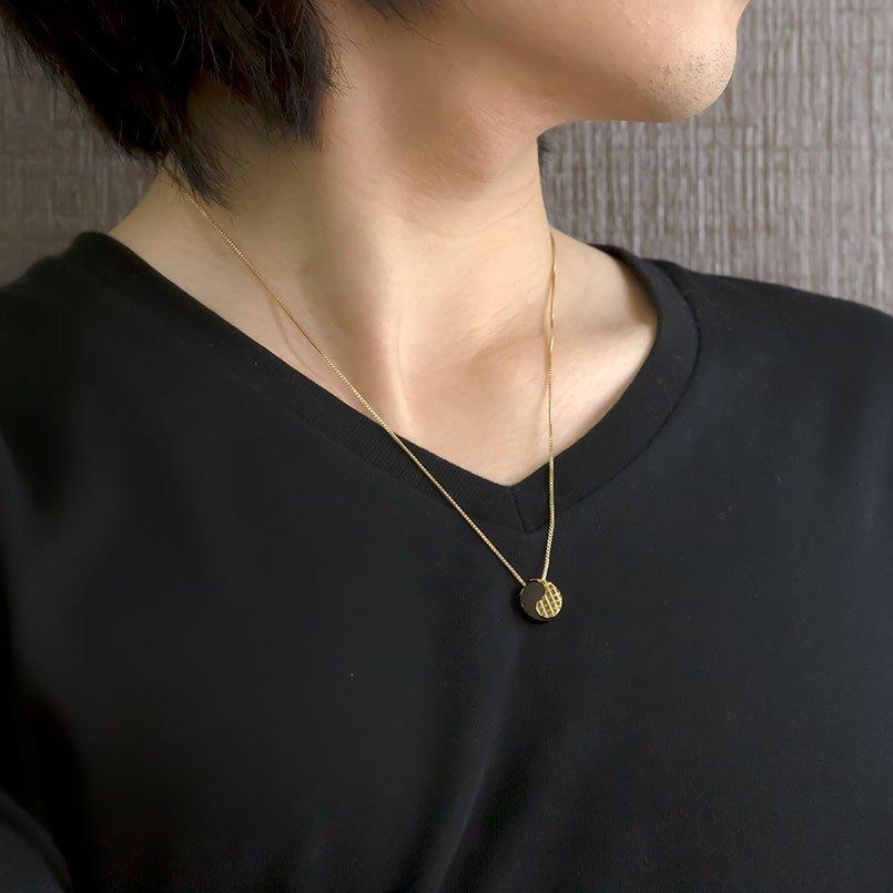 18金 ネックレス トップ 勾玉 選べる組み合わせ 陰陽マーク イエローゴールドk18 パヴェ ダイヤモンド ブラックダイヤ ブラックメッキ 男性 送料無料 saleの画像