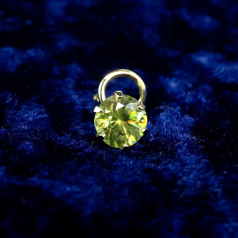 18金 ピアス 片耳 スフェーン キャッチのいらないピアス ゴールド 18k イエローゴールドk18 キャッチナッシャー 7月誕生石 あすつく 送料無料 セール saleの画像