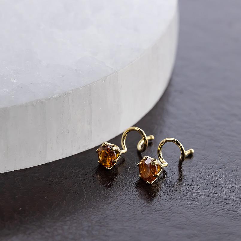 18金 ピアス スペサタイトガーネット ペア メンズ ゴールド k18 簡単装着 キャッチのいらないピアス キャッチナッシャー あすつく 送料無料 セール saleの画像