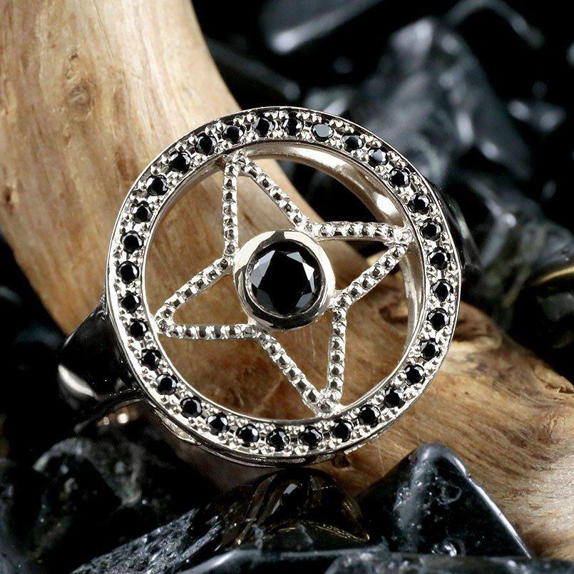 メンズ プラチナリング ブラックキュービックジルコニア 四芒星 指輪 pt900 ピンキーリング リング 男性用 コントラッド 東京