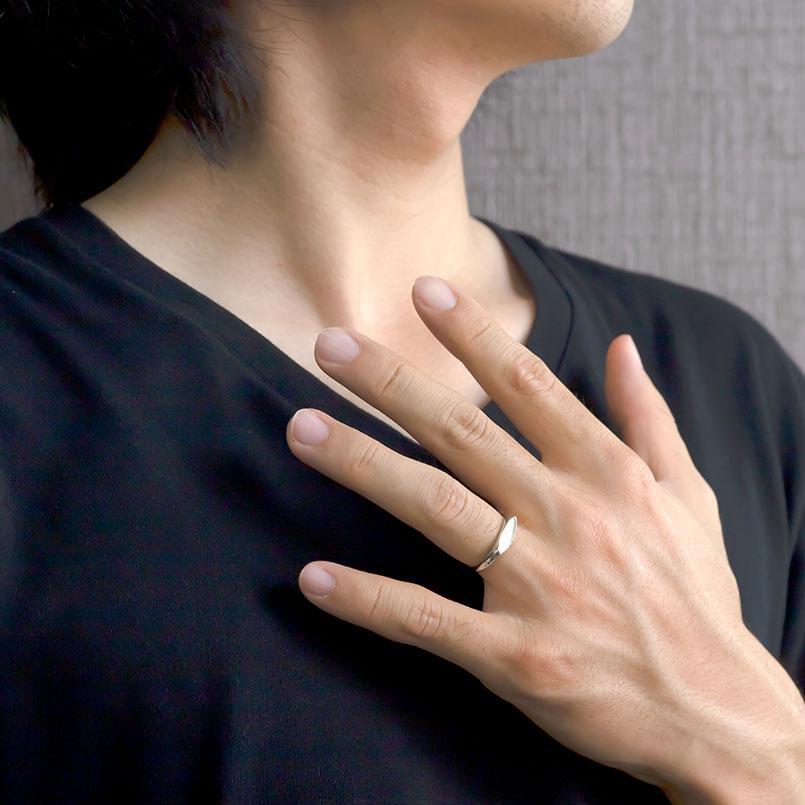 プラチナ ペアリング 2本セット 結婚指輪 指輪 ペア pt900 マリッジリング マーキス型 地金 レディース メンズ ストレート 印台の画像