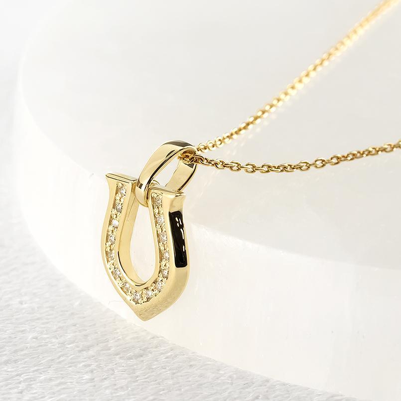 18金 ネックレス トップ ダイヤモンド 馬蹄 チェーン ゴールド 18k ペンダントトップ ホースシュー 蹄鉄 シンプル 男女兼用の画像