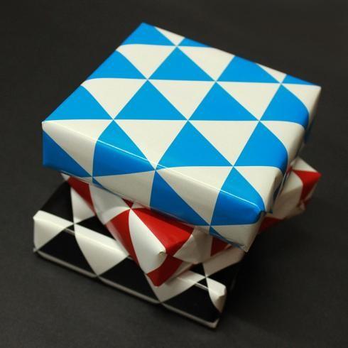 「青 トライアングル 10枚」 ラッピングペーパー クリスマス バレンタイン ブルー 包装紙 三角 |  | 02