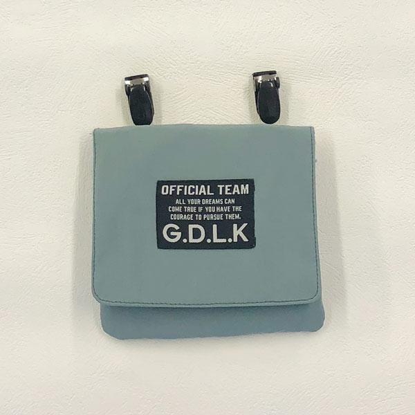 ニードルワーク（NEEDL WORK）OFFICIAL TEAM　MOVE　POCKET　移動ポケット( 入学準備　   ハンカチケース　ティッシュケース　紐付き　クリップ付き） | OFFICIAL TEAM | 02