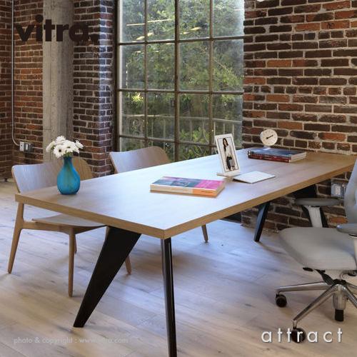ヴィトラ　ジャンプルーヴェ　EMテーブル 公式】Vitra（ヴィトラ）- EM ターブル ウッド / ジャン