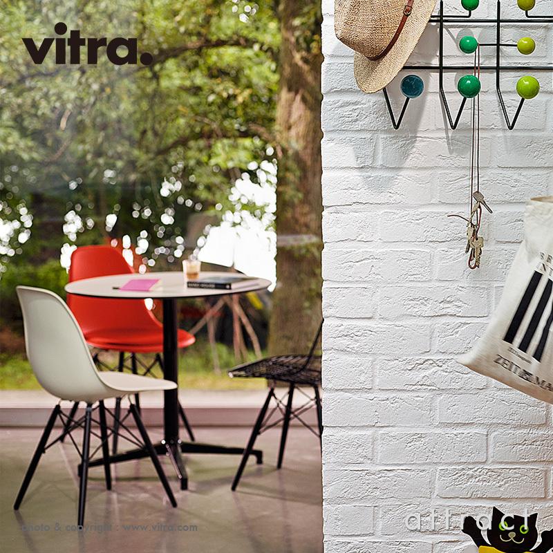 Vitra ヴィトラ Bistro Table ビストロ テーブル アウトドア テーブル ラウンドテーブル カラー：ホワイト デザイン：ロナン&エルワン・ブルレック｜attract-online｜09