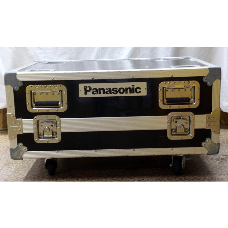 Panasonic PT-RZ690JLW 業務用プロジェクタ レーザー光源1チップDLP