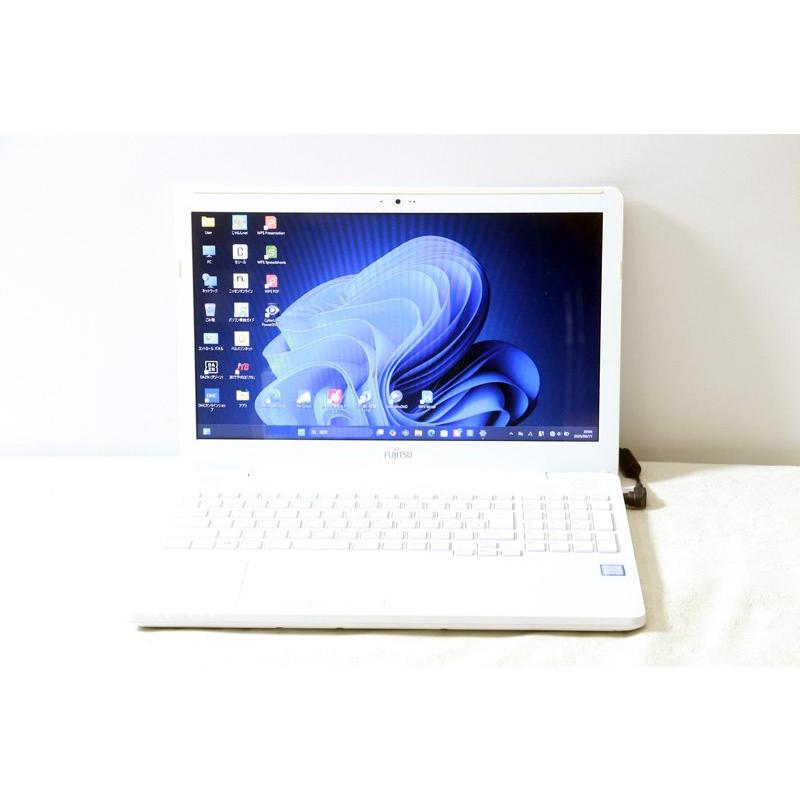 ホワイト 美品★ 15.6 富士通 ノートPC LIFEBOOK AH50/B3 Core i7-7700HQ windows11  16GB SSD1TB  カメラあり オフィス (981) FMV ノートパソコン 富士通 LIFEBOOK AH50/B3 FMVA50B3W2 Core i7