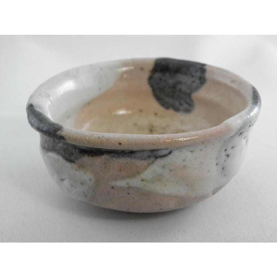 ggu-53  焼締志野焼 ぐいのみ 文部大臣奨励賞受賞作家 荒川明作