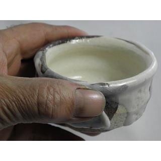 ggu-67  志野焼 ぐいのみ 文部大臣奨励賞受賞作家 荒川明作の画像