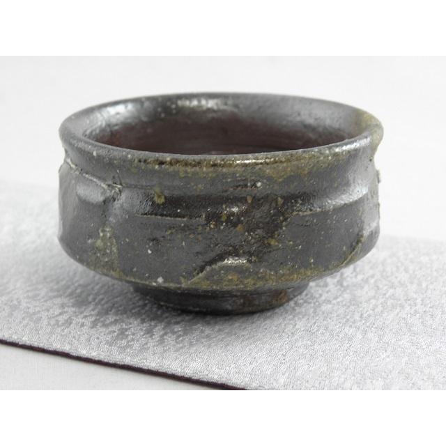 jgu-30  焼締ぐいのみ おちょこ  薪窯焼成 文部大臣奨励賞受賞作家 荒川明作の画像