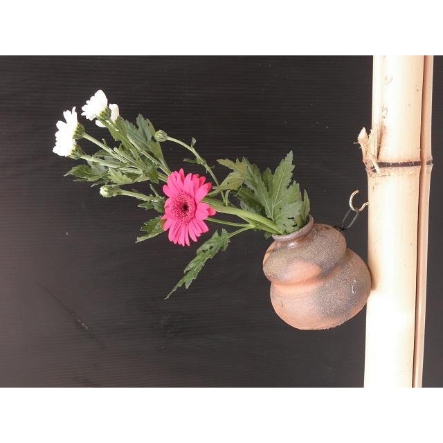 金工作家 二上常太郎 元威 作ひょうたん型一輪挿しと銅製でしょうか