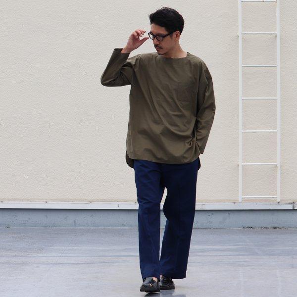 オーディエンス Audience ボートネックプルオーバーポケ付き9分袖シャツ コットンクロス地 日本製 メンズ |  | 05