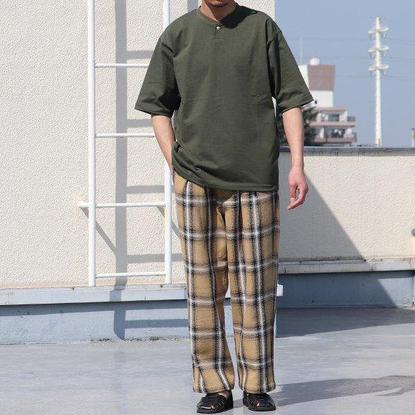 オーディエンス Audience コンチョボタンヘンリー ハーフスリーブ テーパードTシャツ MVS天竺 VORTEX8オンス 日本製 AUD6702 | Audience | 12