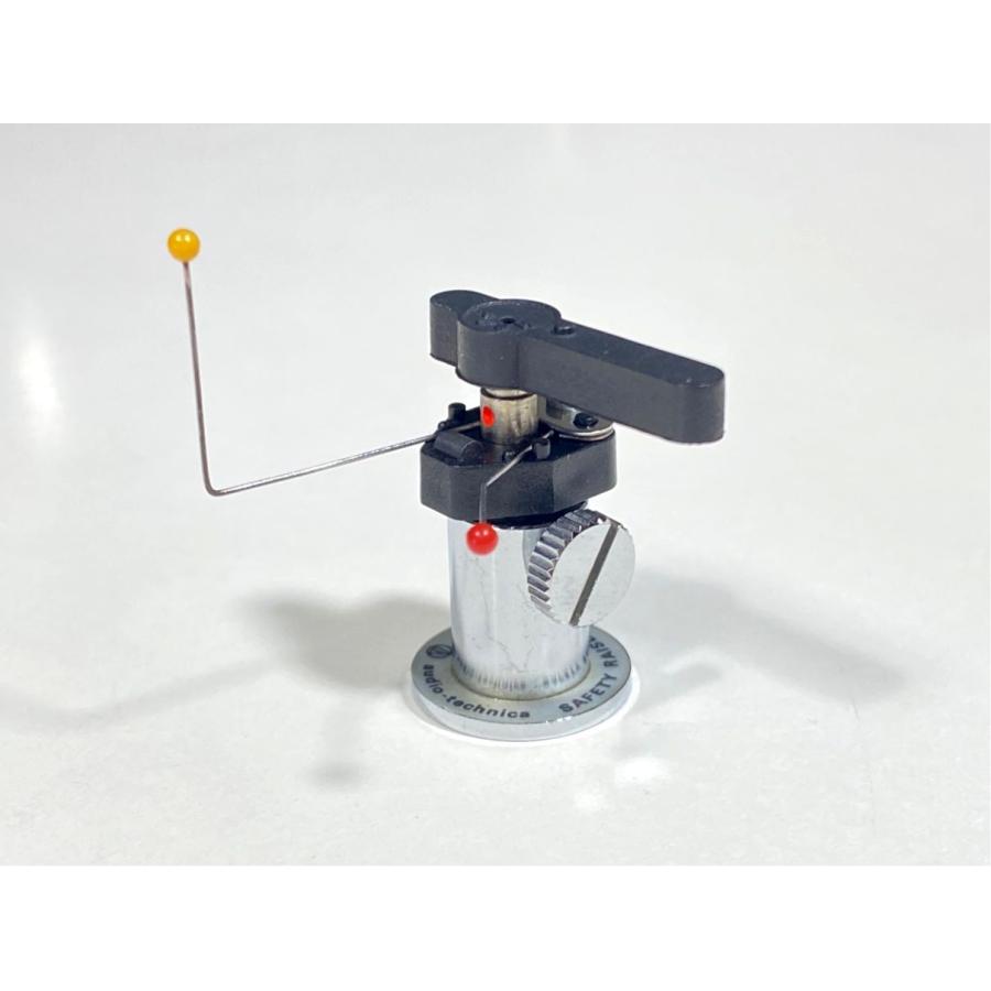 ドイツ ザイフェン 手回しオルゴール 小鳥のえさやり