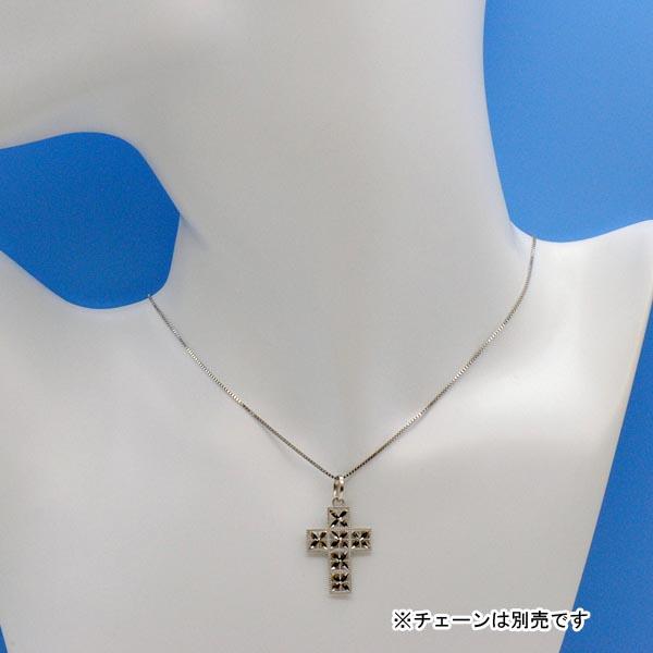 UNOAERRE（ウノアエレ） ウノアエレ【UNOAERRE】K18 ホワイトゴールド