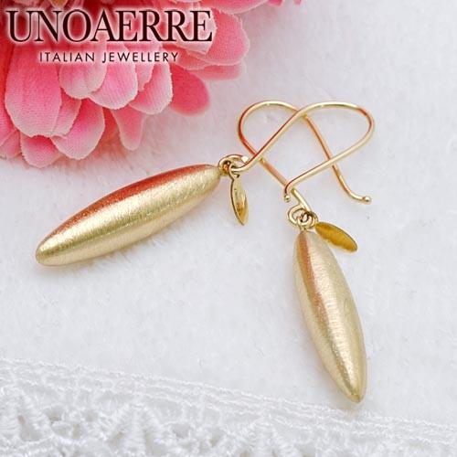 unoaerre 揺れるピアス
