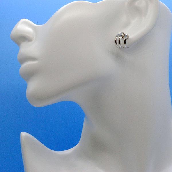 UNOAERRE（ウノアエレ） UNOAERRE K18WGホワイトゴールド フープピアス