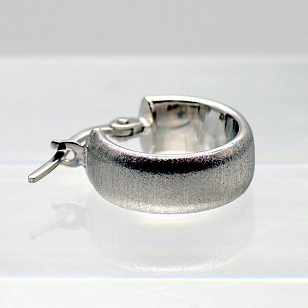 ウノアエレ【UNOAERRE】K18ホワイトゴールド フープピアス 32465#2715の画像