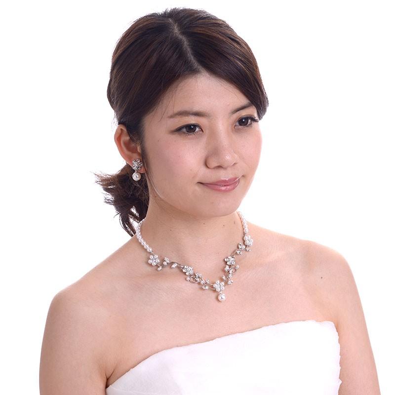 aurora フラワーネックレス 日本製 スワロフスキー使用 花嫁