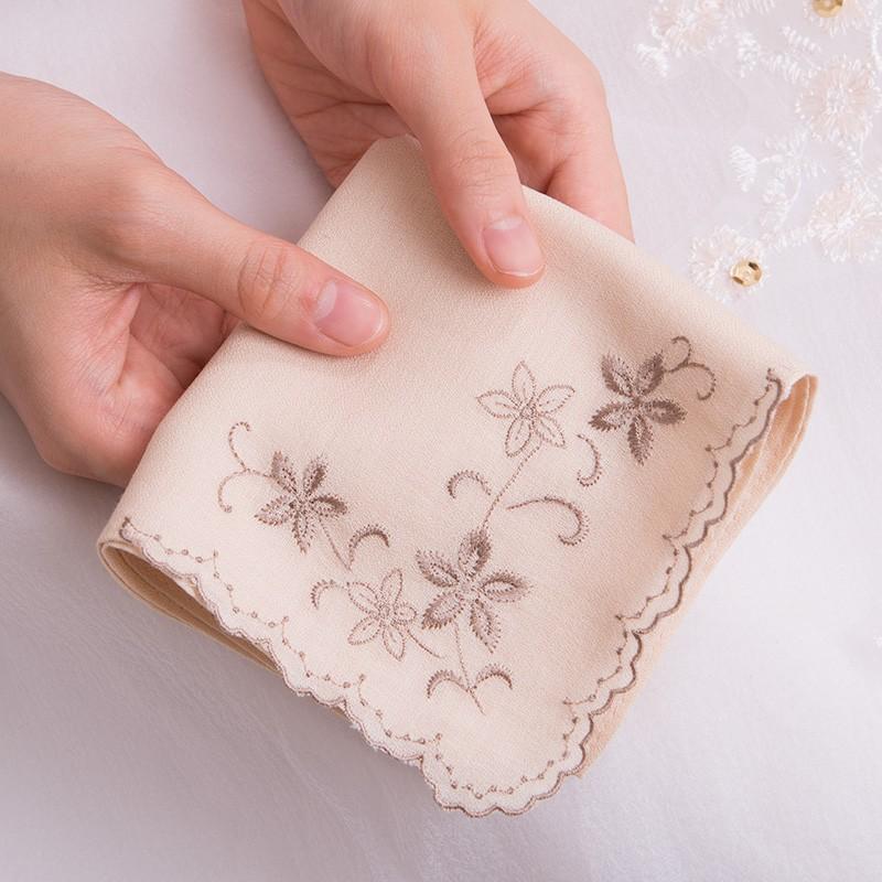 aurora ブライダルハンカチ コーナー刺繍フルール 花嫁用 結婚式