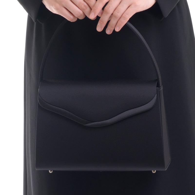 ブラックフォーマルバッグ インナーマグネット 隠しマグネット内蔵 日本製 黒 撥水 はっ水 大きめ 冠婚葬祭 弔事 入学式 入園式 卒業式 卒園式 慶弔両用 おしゃれ 葬儀 お葬式 お通夜 告別式 法事 aurora ブラック フォーマルバッグ インナーマグネット 隠しマグネット