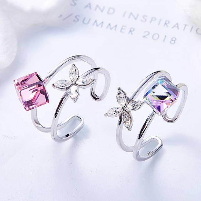 クーポンで10％OFF リング レディース スワロフスキー キューブ＆フラワー ローズ ヴィトレイルライト サイズフリー シンプル プレゼント ギフト |  | 06