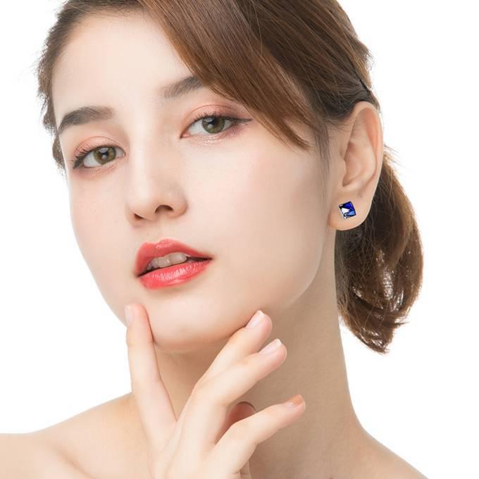 ピアス レディース スワロフスキー キューブ 0.6cm カラー6色 スタッド 小粒 綺麗 シンプル プレゼント ギフト |  | 07