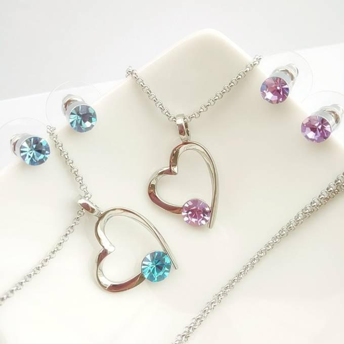ジュエリーセット スワロフスキー ラウンドハート カラー4色 ネックレス＆スタッドピアス シンプル プレゼント ギフト |  | 09