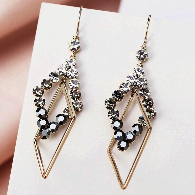 クーポンで10％OFF ピアス レディース スワロフスキー ひし形 ブラック