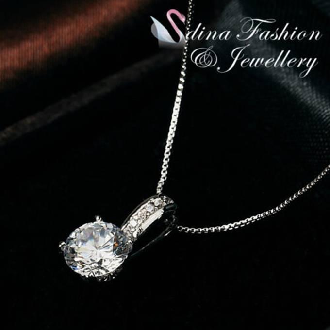 クーポンで10％OFF ネックレス レディース スワロフスキー ラウンドクリア 1.25ct 18Kホワイトゴールドメッキ シンプル 綺麗 プレゼント ギフト |  | 03